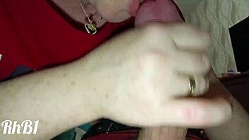 Homemade redhead gives great close up blowjob and facial